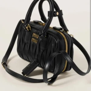 Bolso Miu Miu Negro